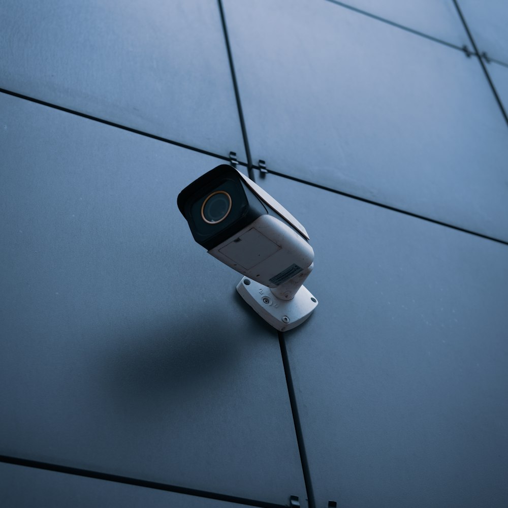 2K WiFi Security Camera